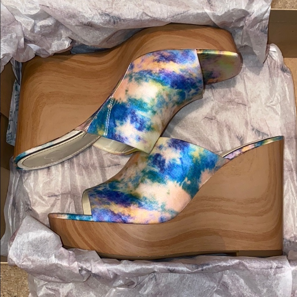 Jessica Simpson Shantelle tie dye pumps.